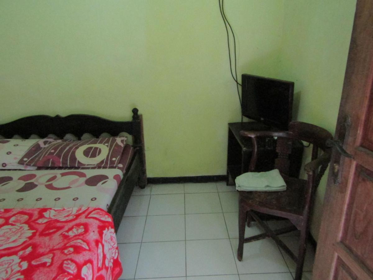 Penginapan Melati Sarangan Exterior photo