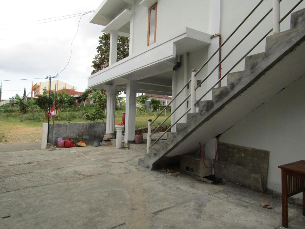Penginapan Melati Sarangan Exterior photo