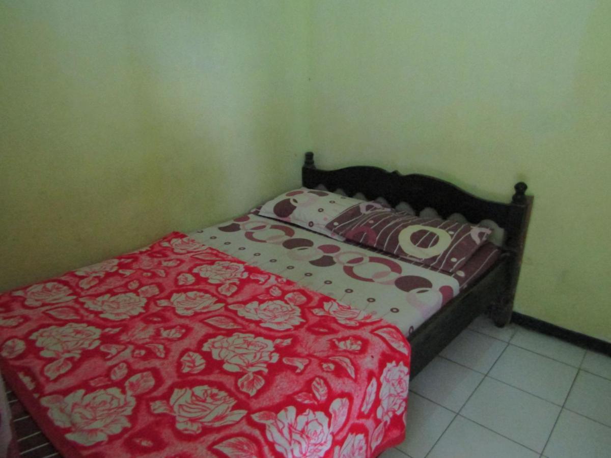 Penginapan Melati Sarangan Exterior photo