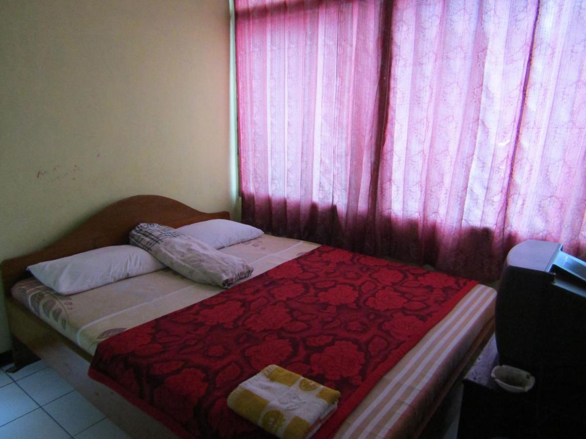 Penginapan Melati Sarangan Exterior photo
