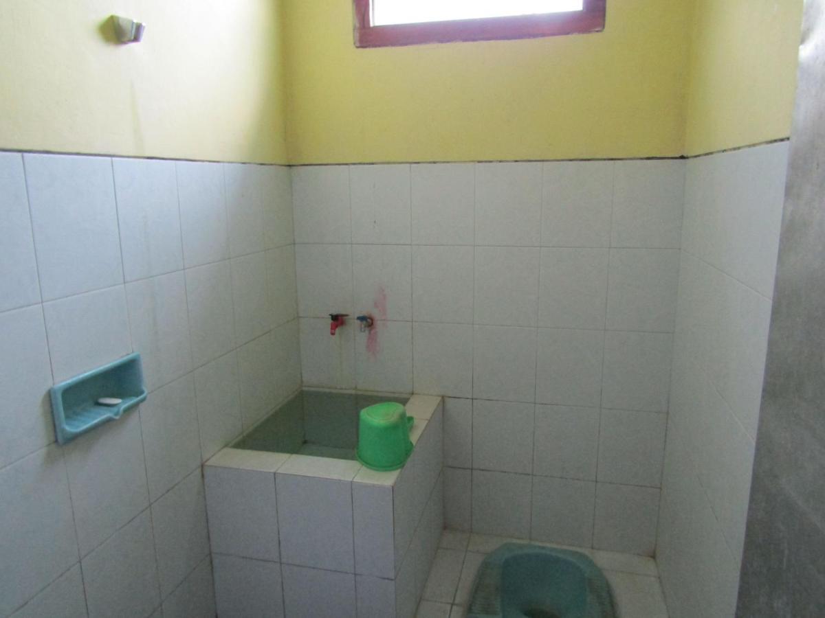 Penginapan Melati Sarangan Exterior photo