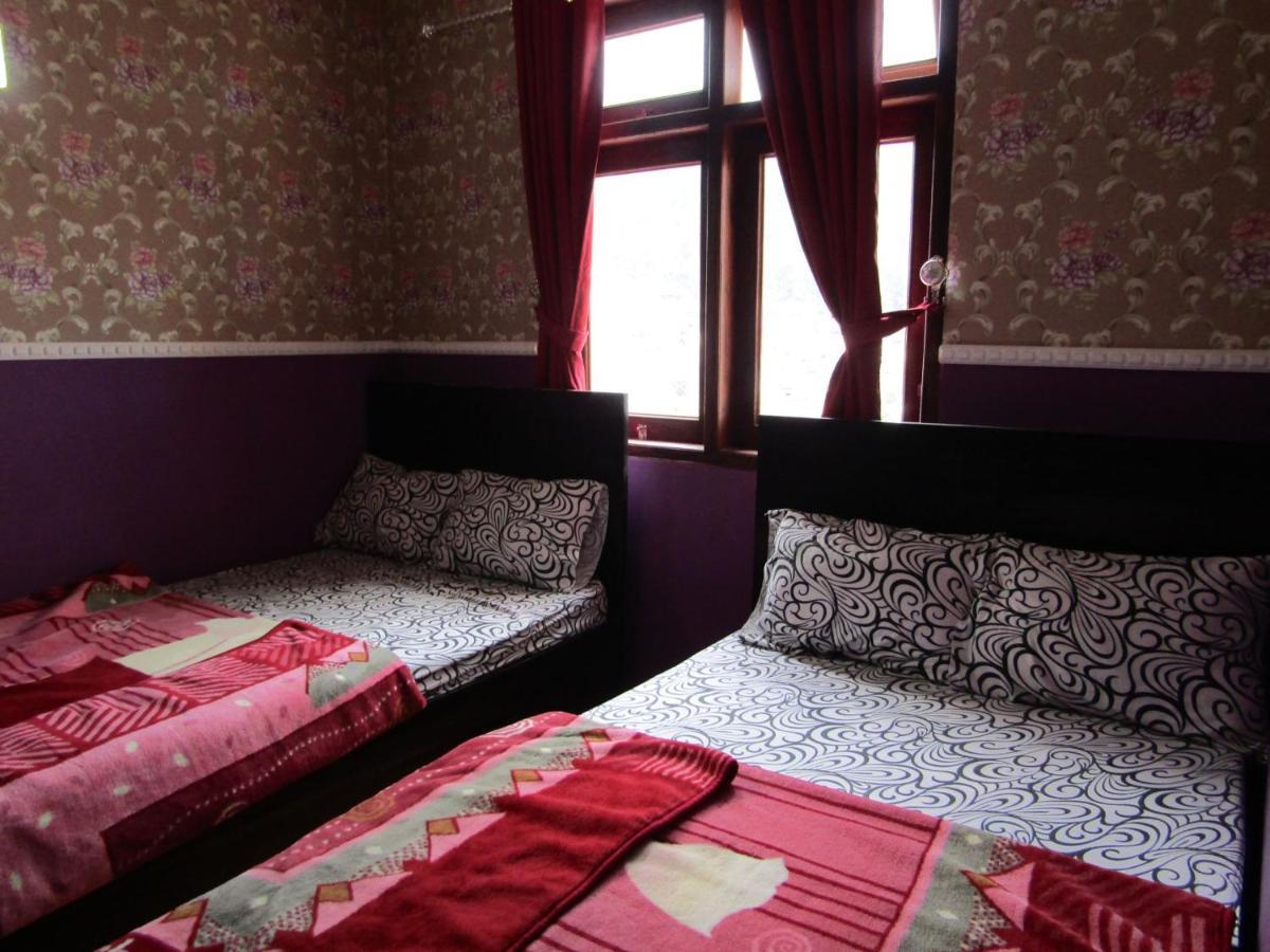 Penginapan Melati Sarangan Exterior photo